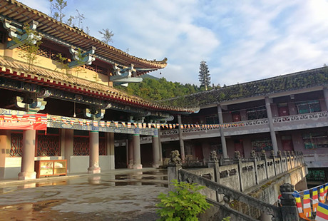 �o(h��)���U��-����������